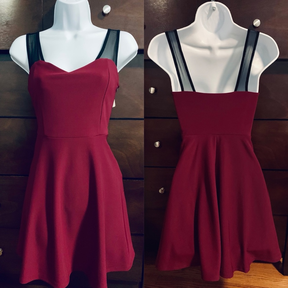New Forever21 Burgundy Mini Dress Size Small